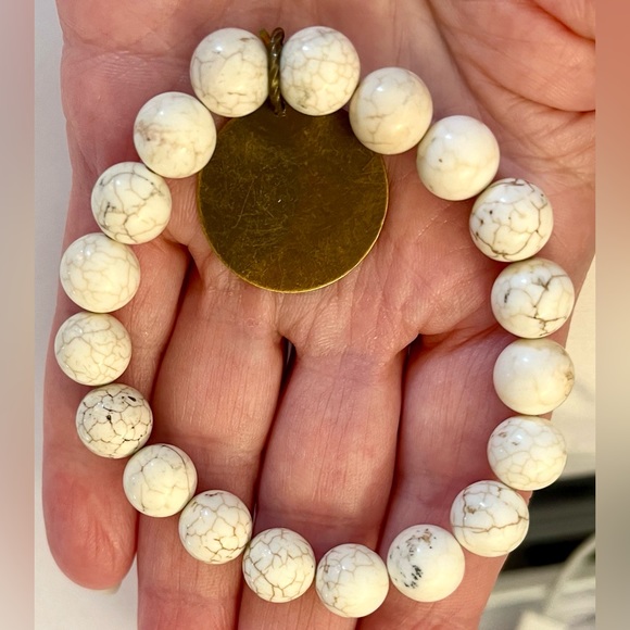 Gemstone bead elastic bracelet w/ A initial charm jewelry - Picture 10 of 16